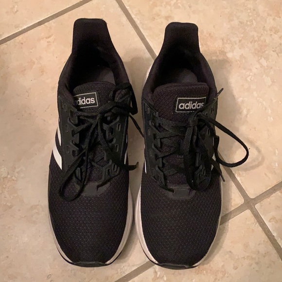 🌟HP🌟Adidas Cloud Foam athletic shoes- size 4 - Picture 3 of 14